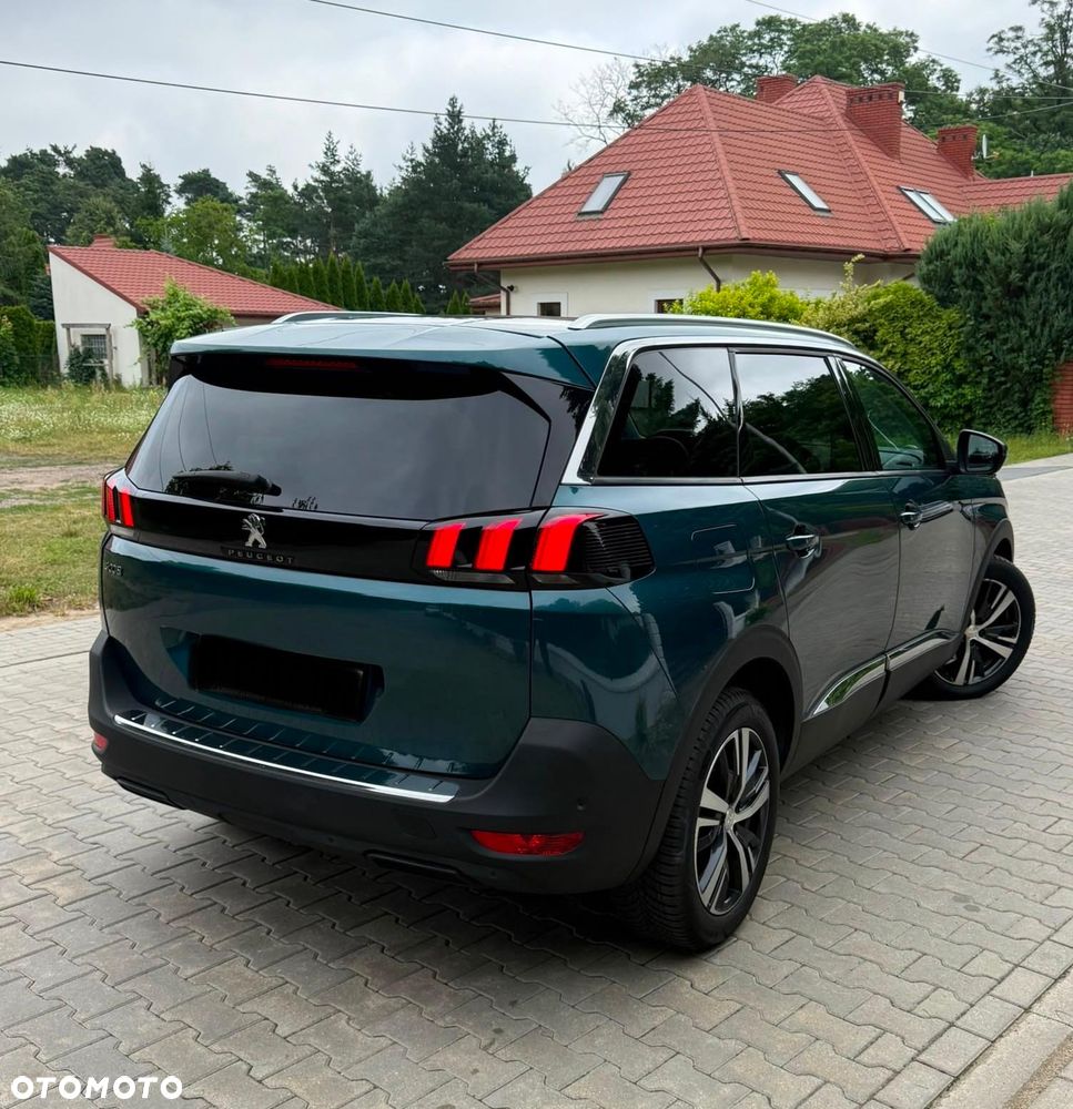 Peugeot 5008 - 5