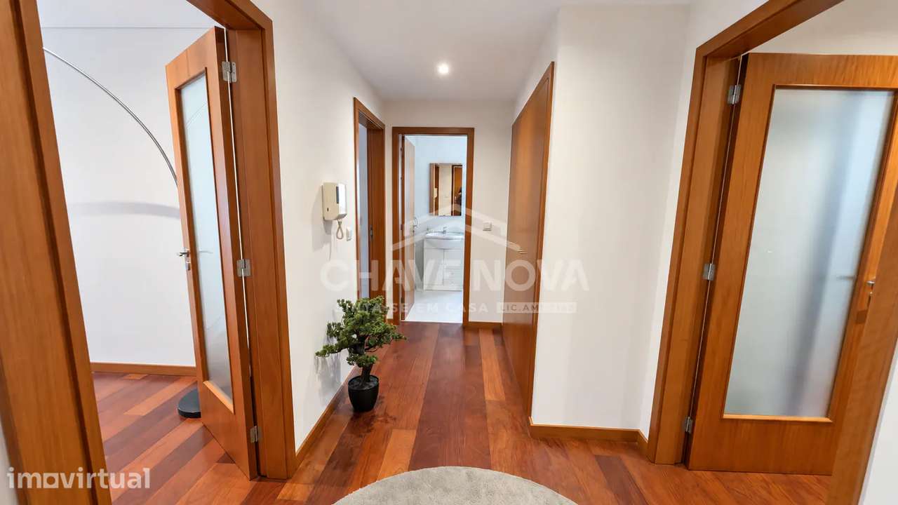 Apartamento t3 com boas áreas em Grijó VNG AF - Grande imagem: 2/30