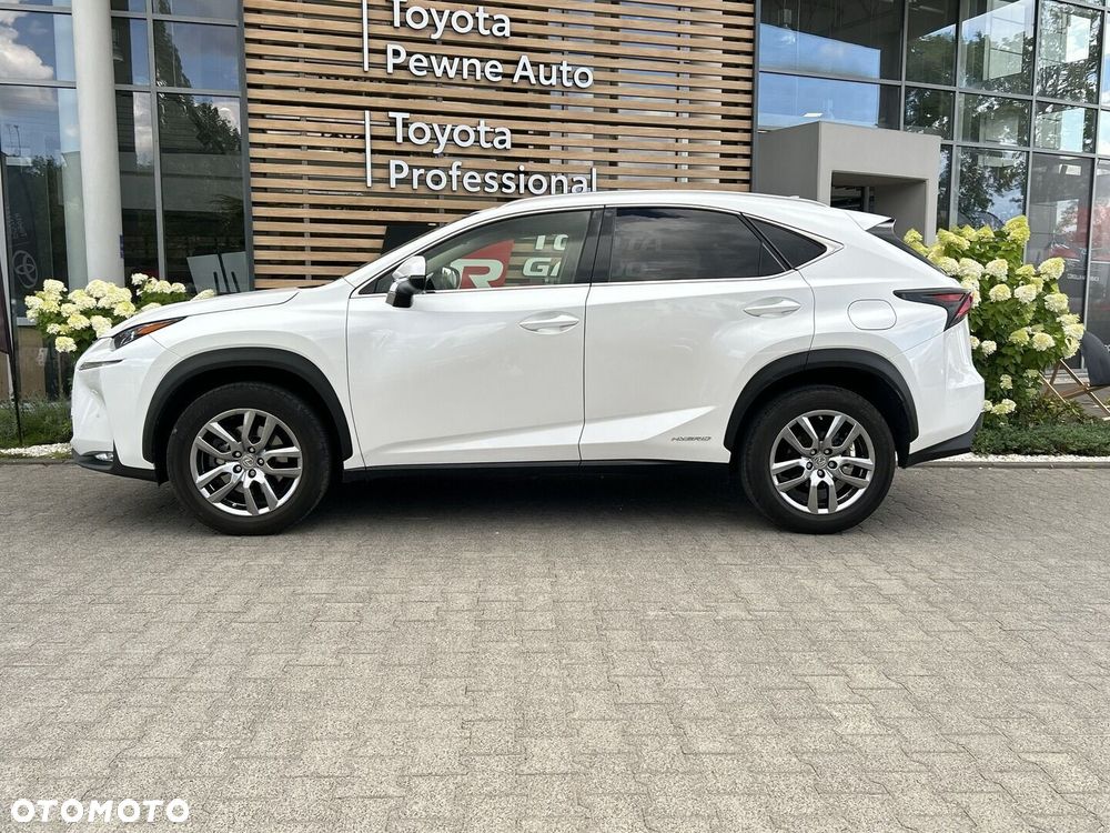 Lexus NX 300h Comfort AWD - 2