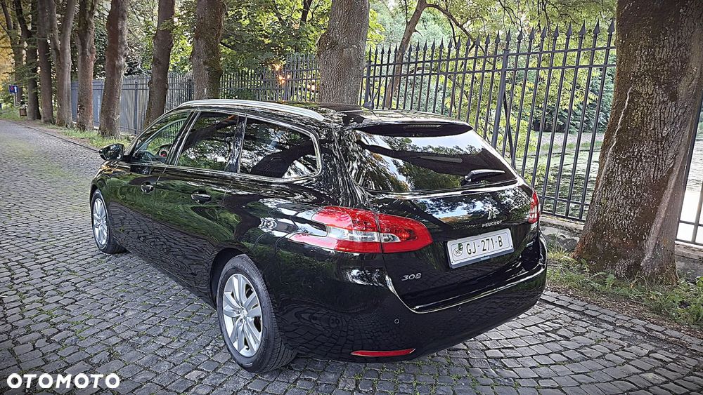 Peugeot 308 - 4