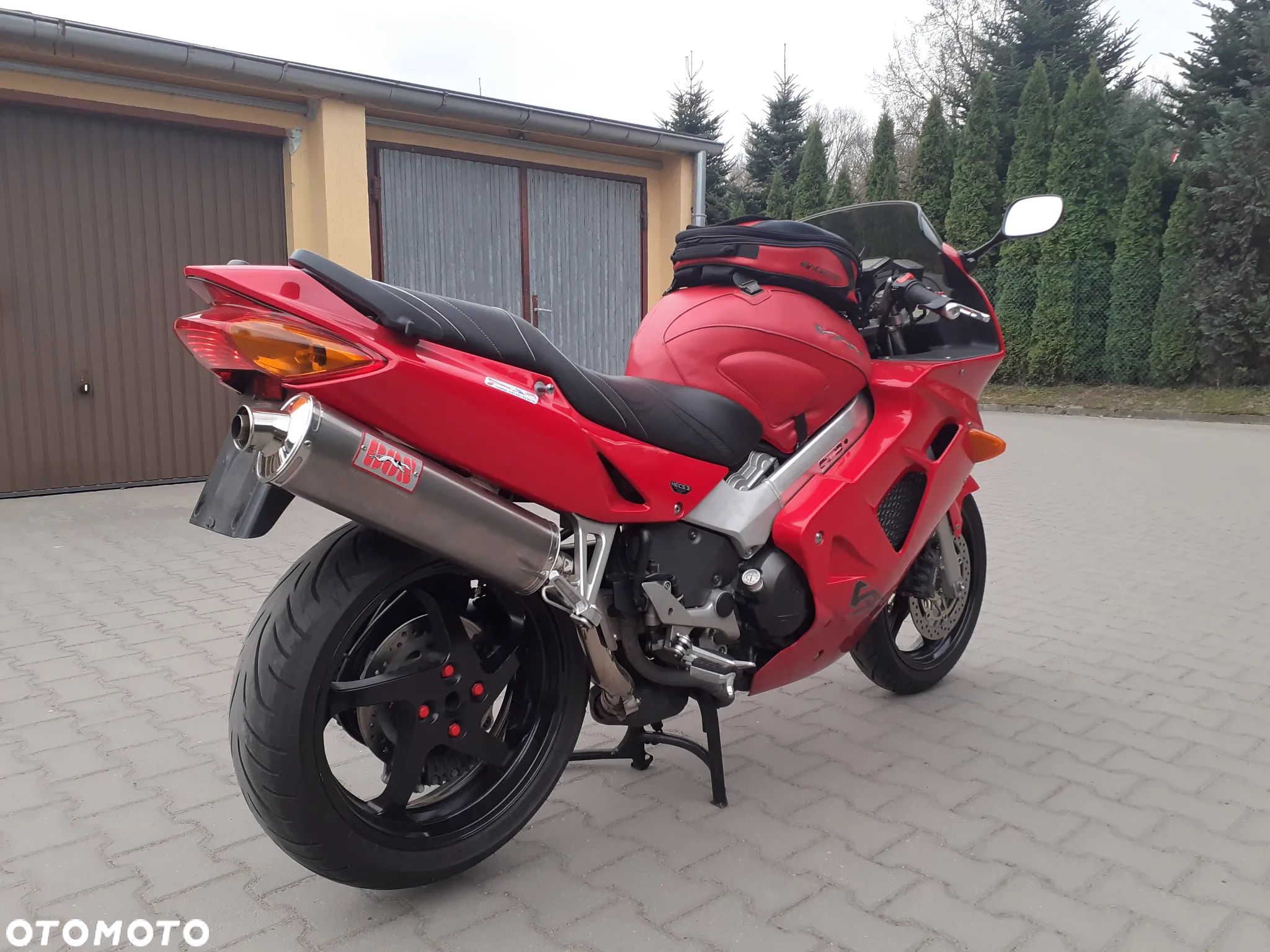 Honda VFR - 1
