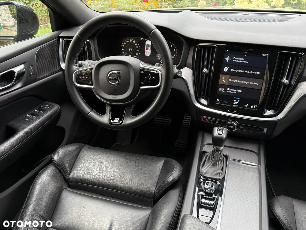Volvo V60 T6 AWD Geartronic R-Design - 21