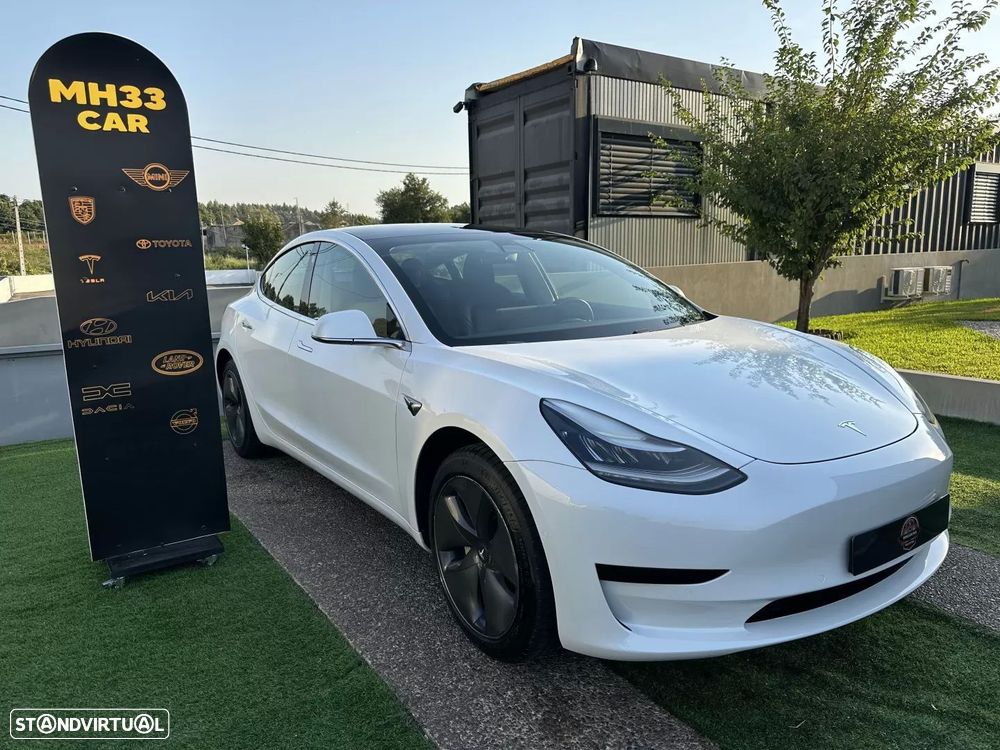 Tesla Model 3 Standard Range Plus RWD - 1