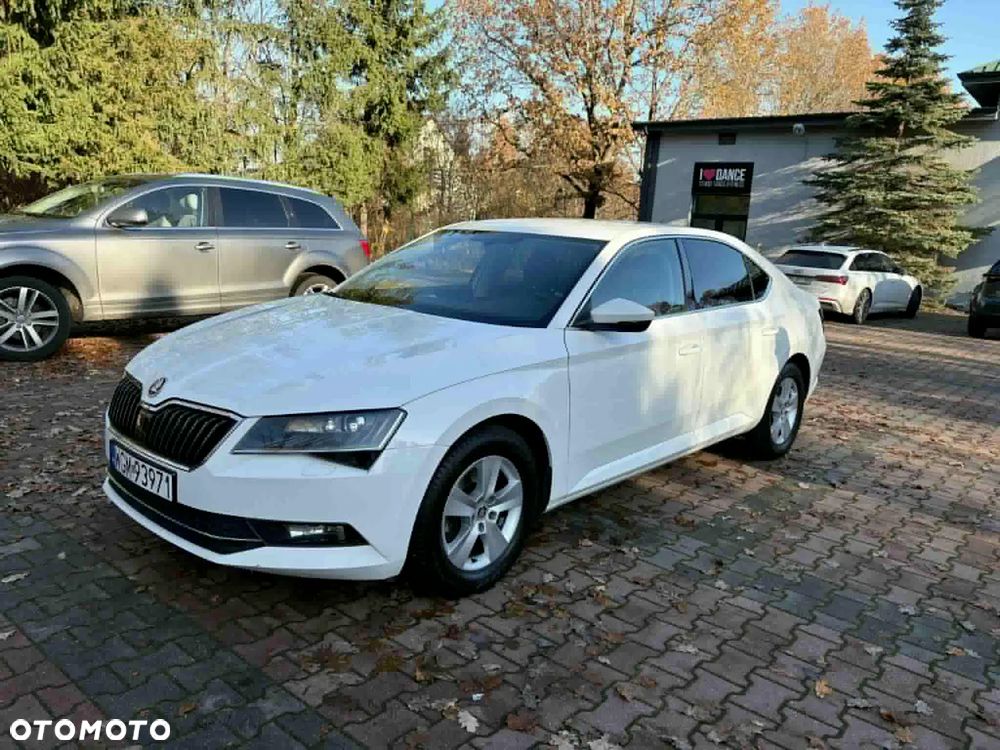 Skoda Superb 2.0 TDI Style - 1