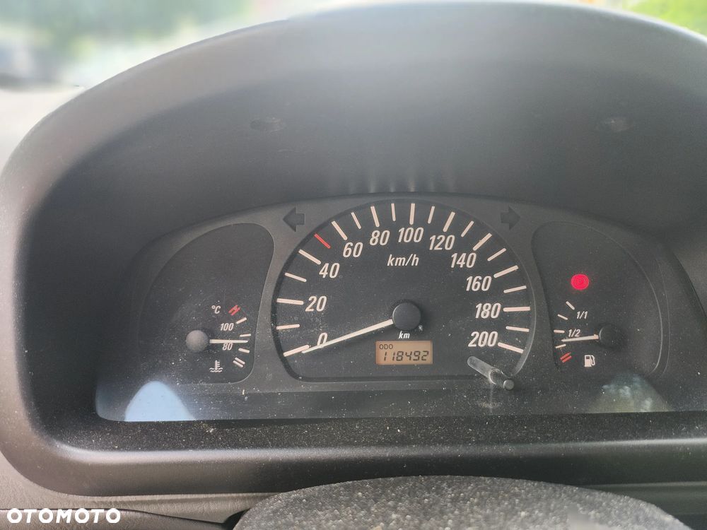 Opel Agila 1.2 Base / Club - 9