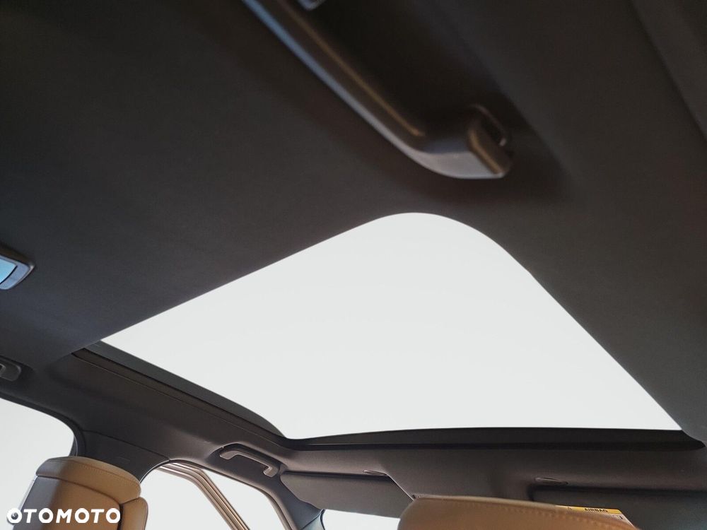 Land Rover Discovery 3.0 D250 mHEV Dynamic SE - 28