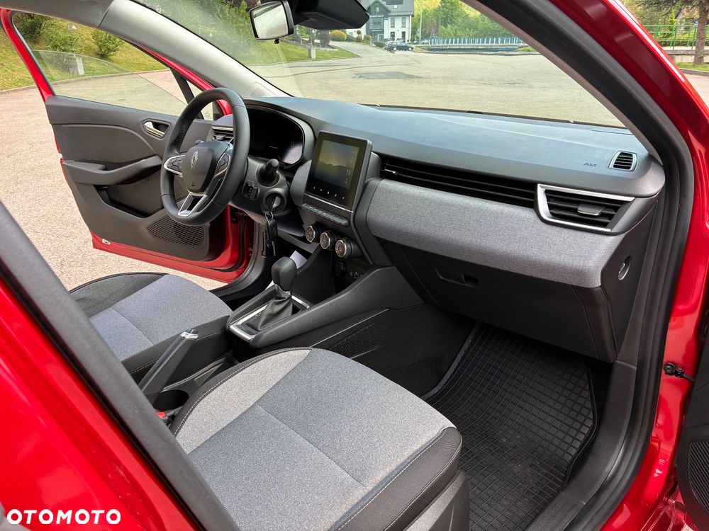 Renault Clio - 14