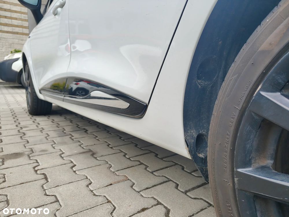 Renault Clio 0.9 Energy TCe Limited EU6 - 9