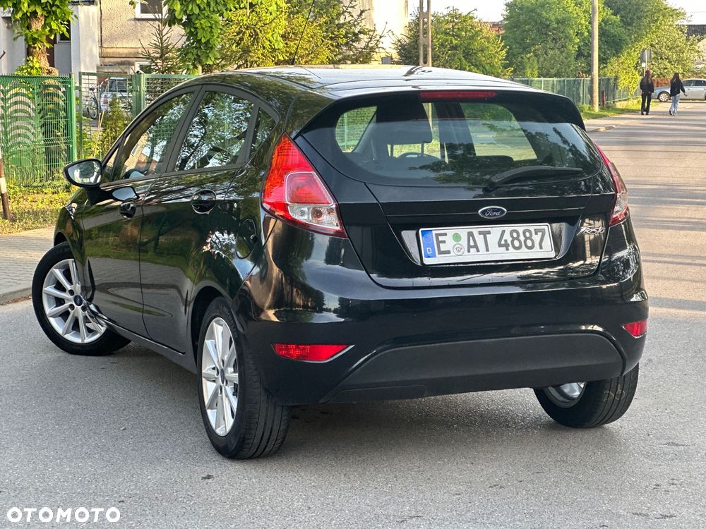 Ford Fiesta - 2