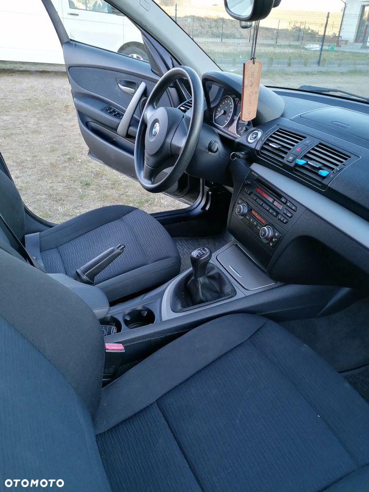 BMW Seria 1 - 12