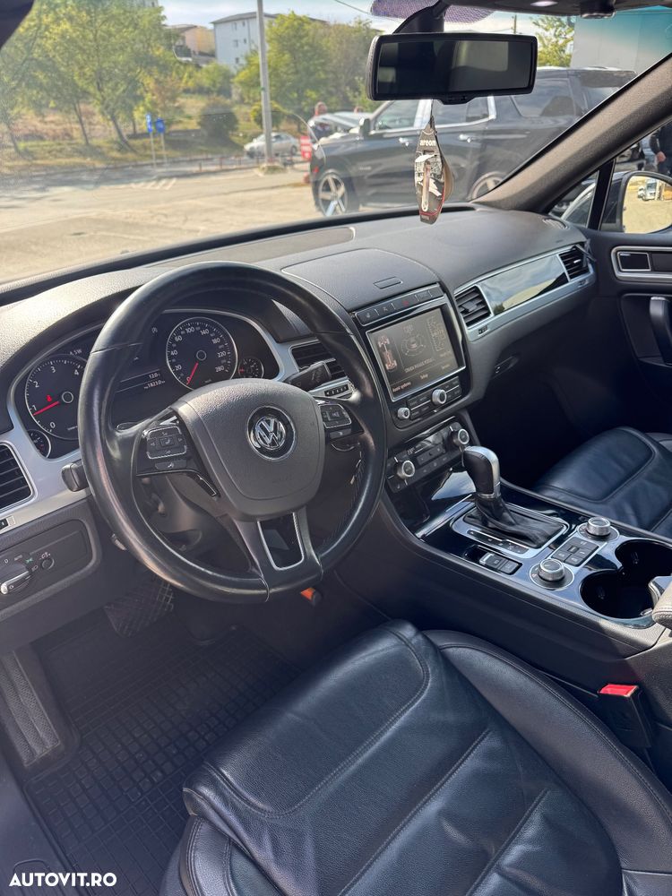 Volkswagen Touareg - 8