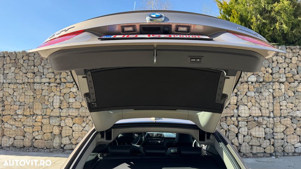 BMW Seria 3 320d Aut. Sport Line - 19