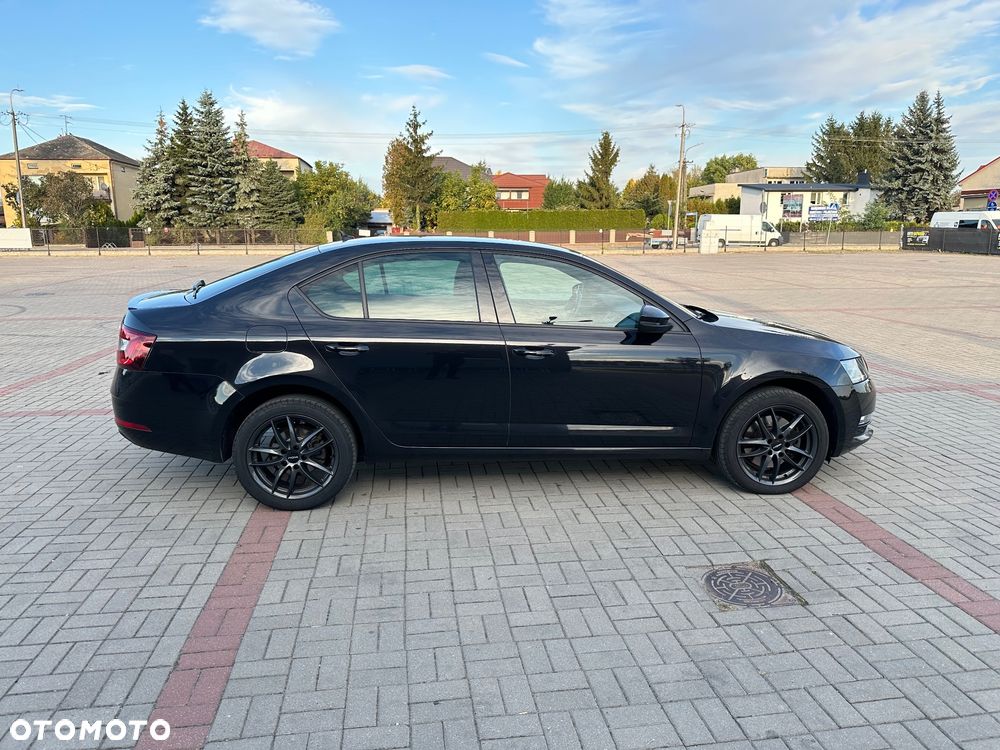 Skoda Octavia - 8