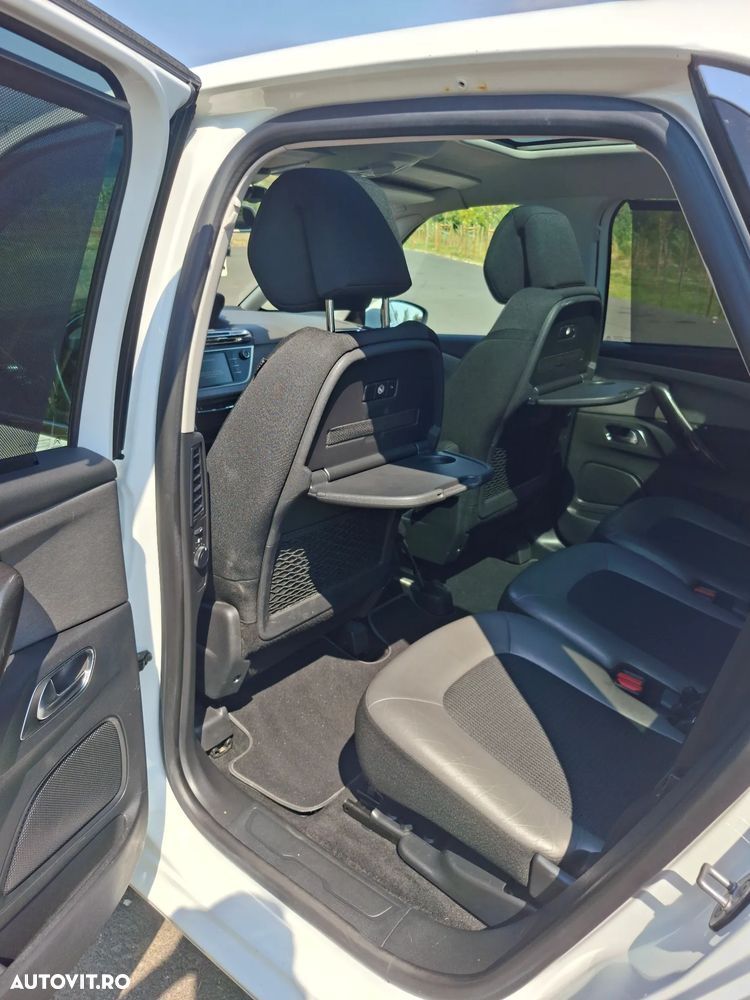 Citroën C4 Picasso - 16