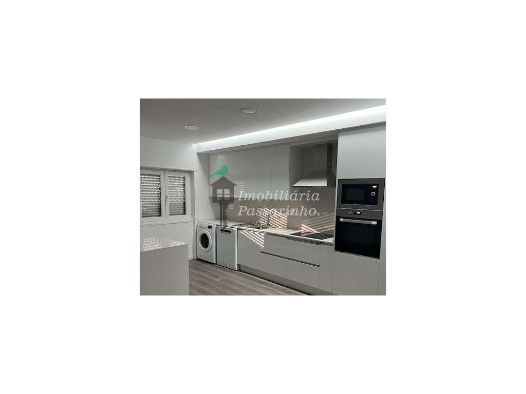 Apartamento T2 remodelado Corroios - Grande imagem: 2/3