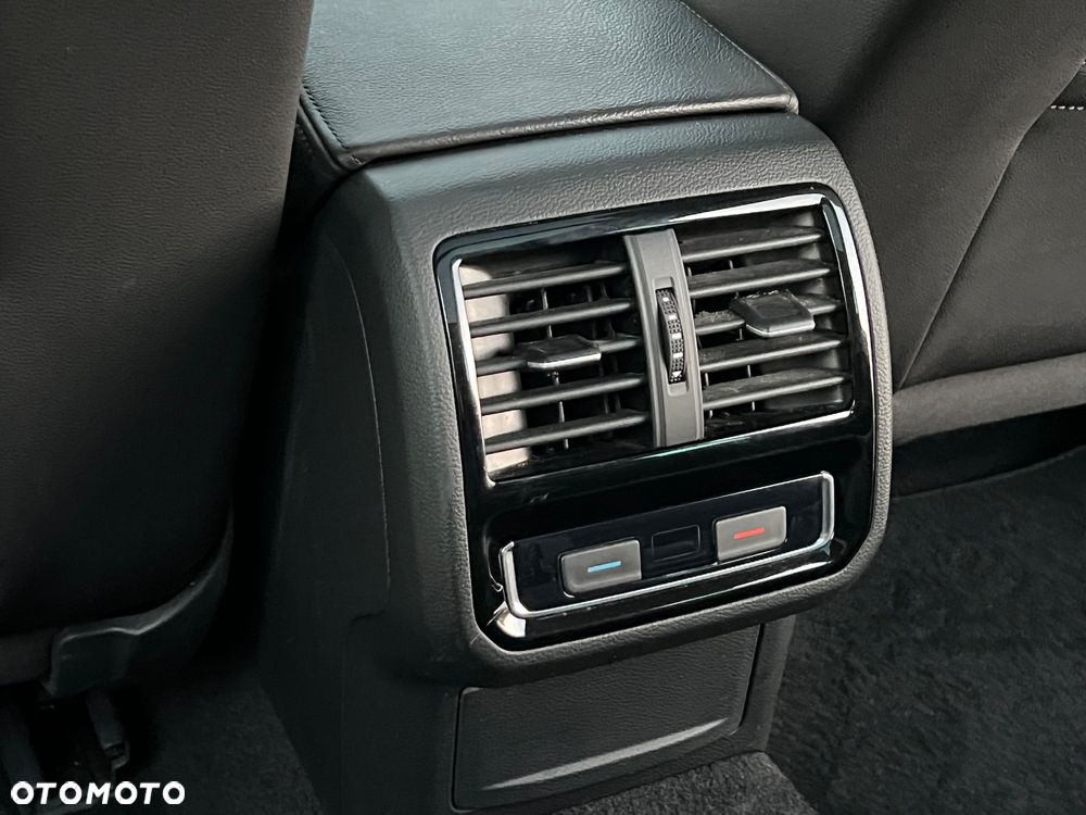 Volkswagen Passat 2.0 TDI BMT Highline DSG - 27