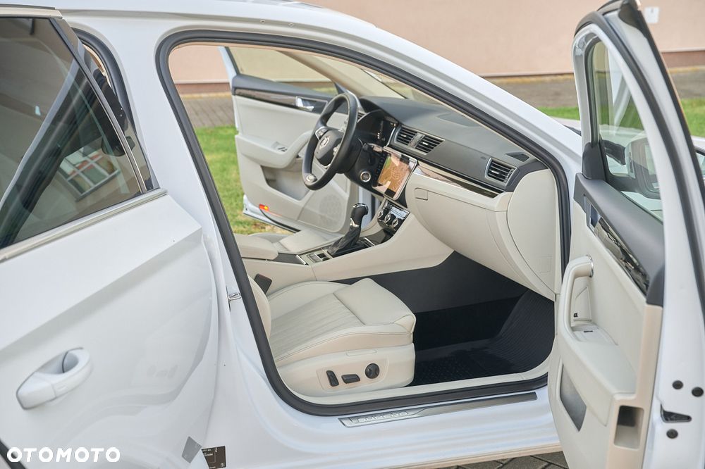 Skoda Superb 2.0 TDI SCR 4x4 L&K DSG - 13