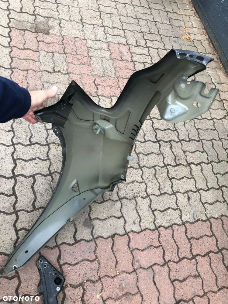 TESLA Y MODEL Y BŁOTNIK PRZEDNI PRAWY idealny - 4