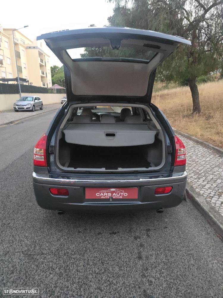 Chrysler 300 C Touring 3.0 CRD - 32
