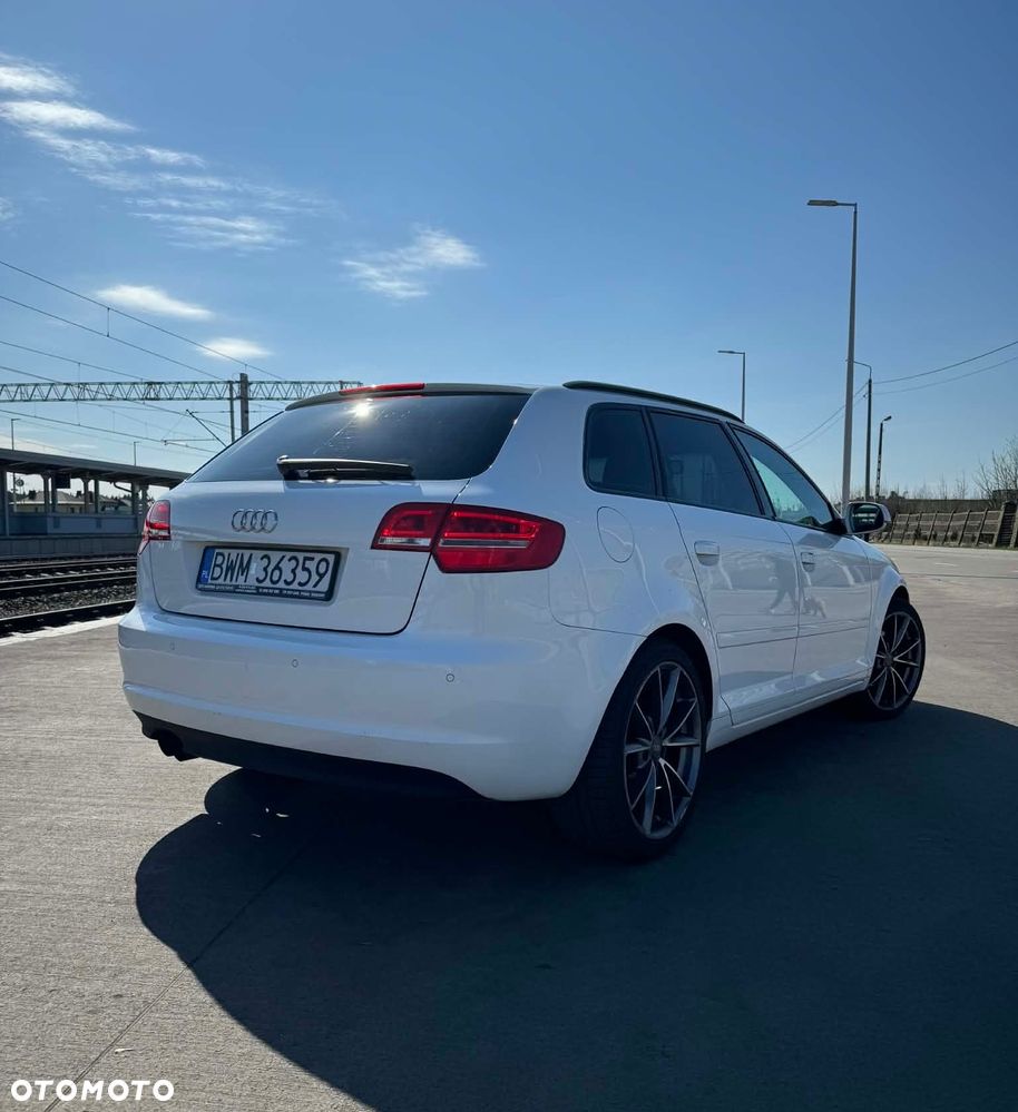 Audi A3 Sportback - 6