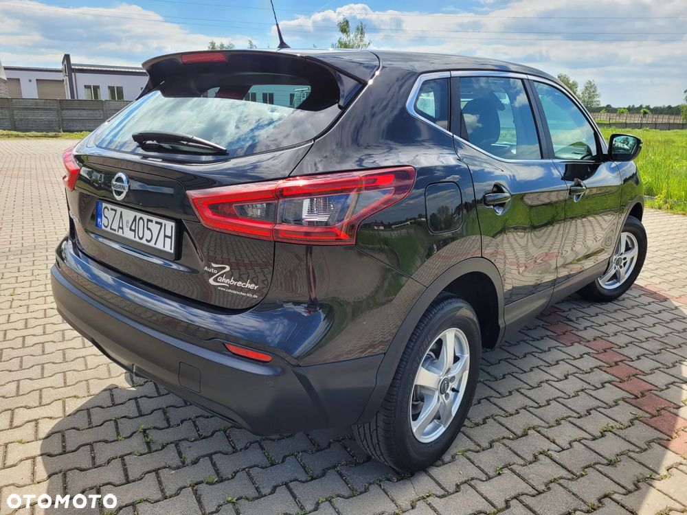 Nissan Qashqai - 10
