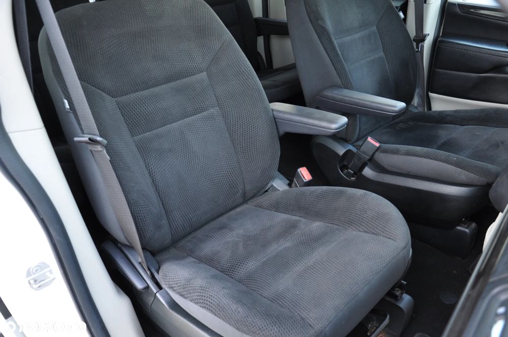 Dodge Grand Caravan 3.6 Express - 28