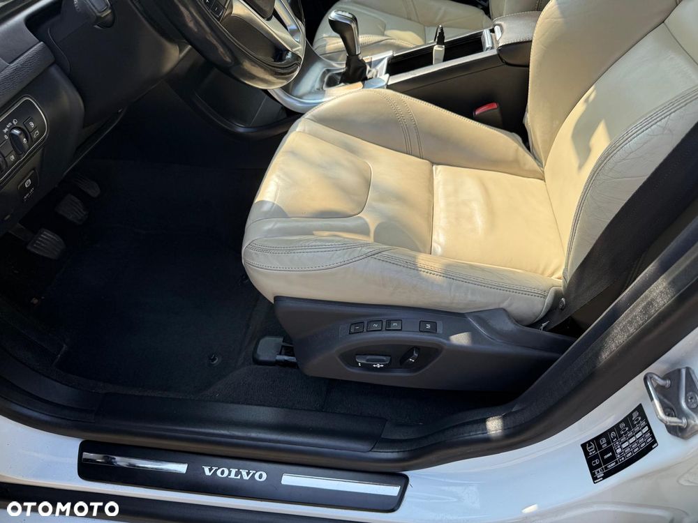 Volvo XC 60 D4 Drive-E Summum - 22