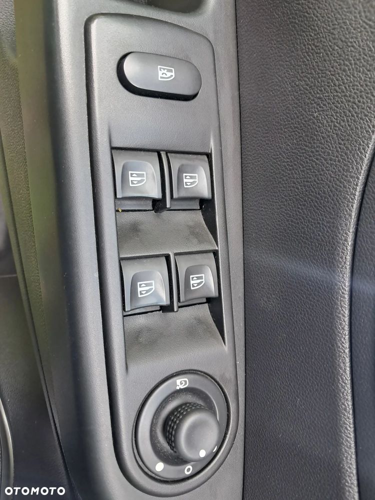 Renault Captur 1.5 dCi Energy Life EU6 - 12