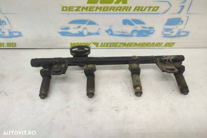 Rampa injectoare 1.4 benzina 7700274294 Renault Clio 2  [din 1998 pana  2005] seria - 1
