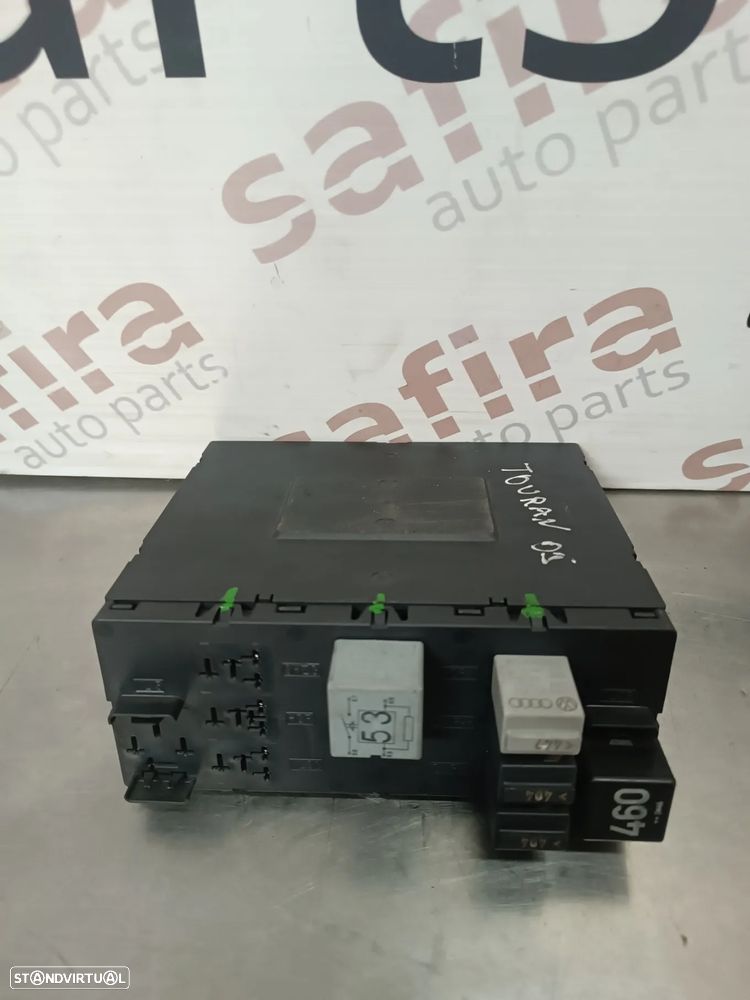 CAIXA FUSIVEIS / MODULO BCM CONFORTO VOLKSWAGEN GOLF V / TOURAN REF. 1K0937049M - 2