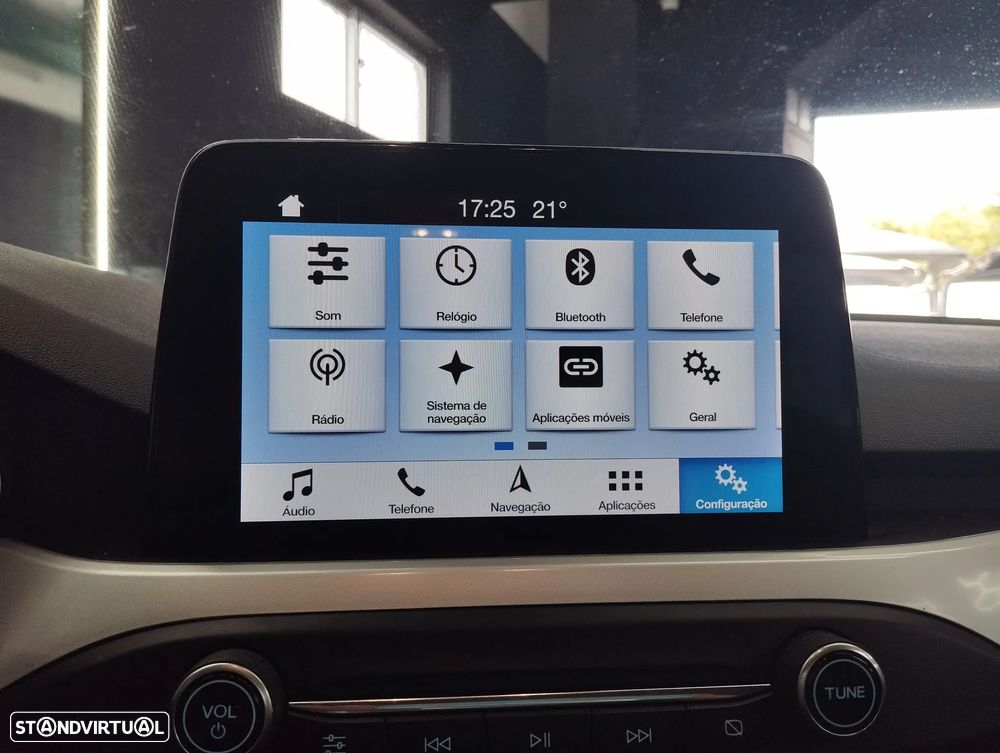 Ford Focus 1.0 EcoBoost Business - 25
