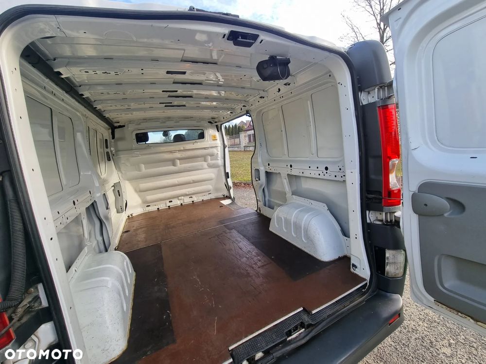 Renault Trafic - 17