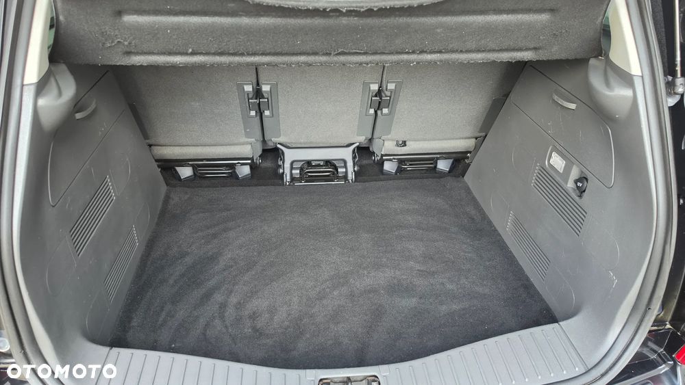 Ford C-MAX 1.8 S - 14