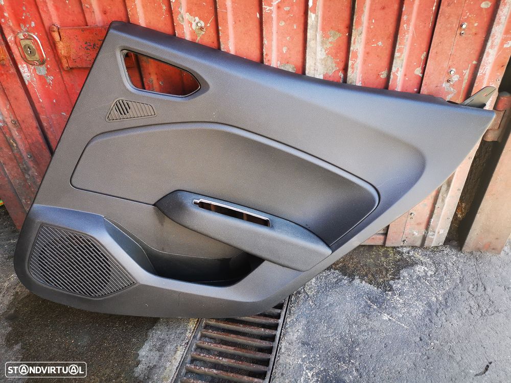 RENAULT CLIO V / 5 FORRA / QUARTELA PORTA TRÁS - FP016 - 1