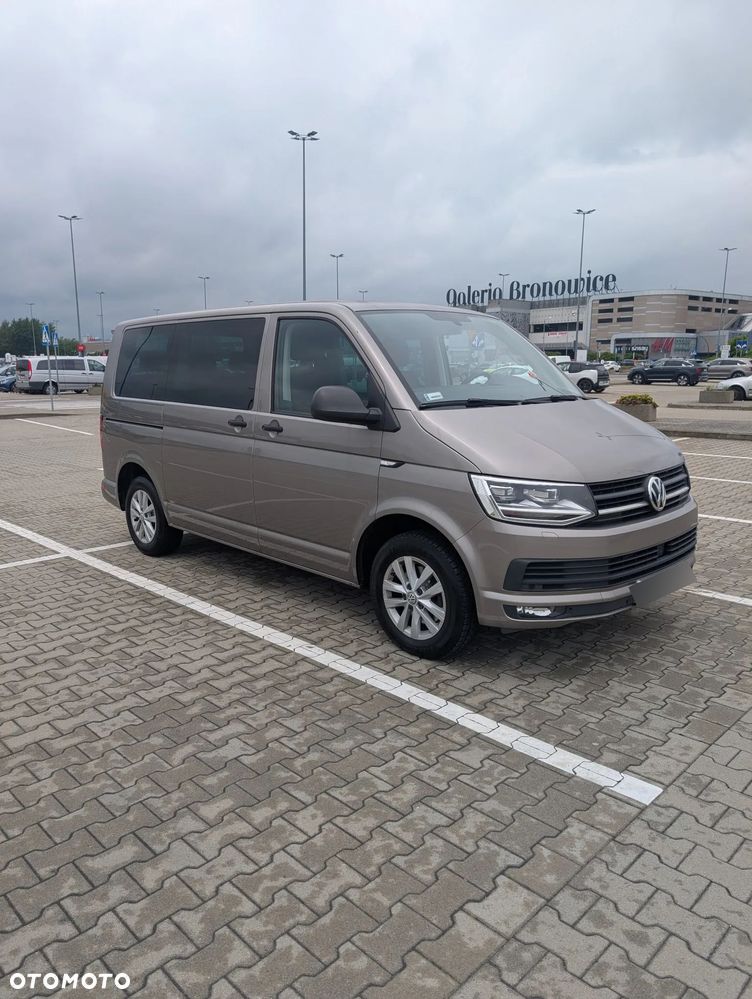 Volkswagen Multivan - 14