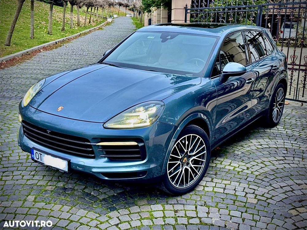 Porsche Cayenne - 2