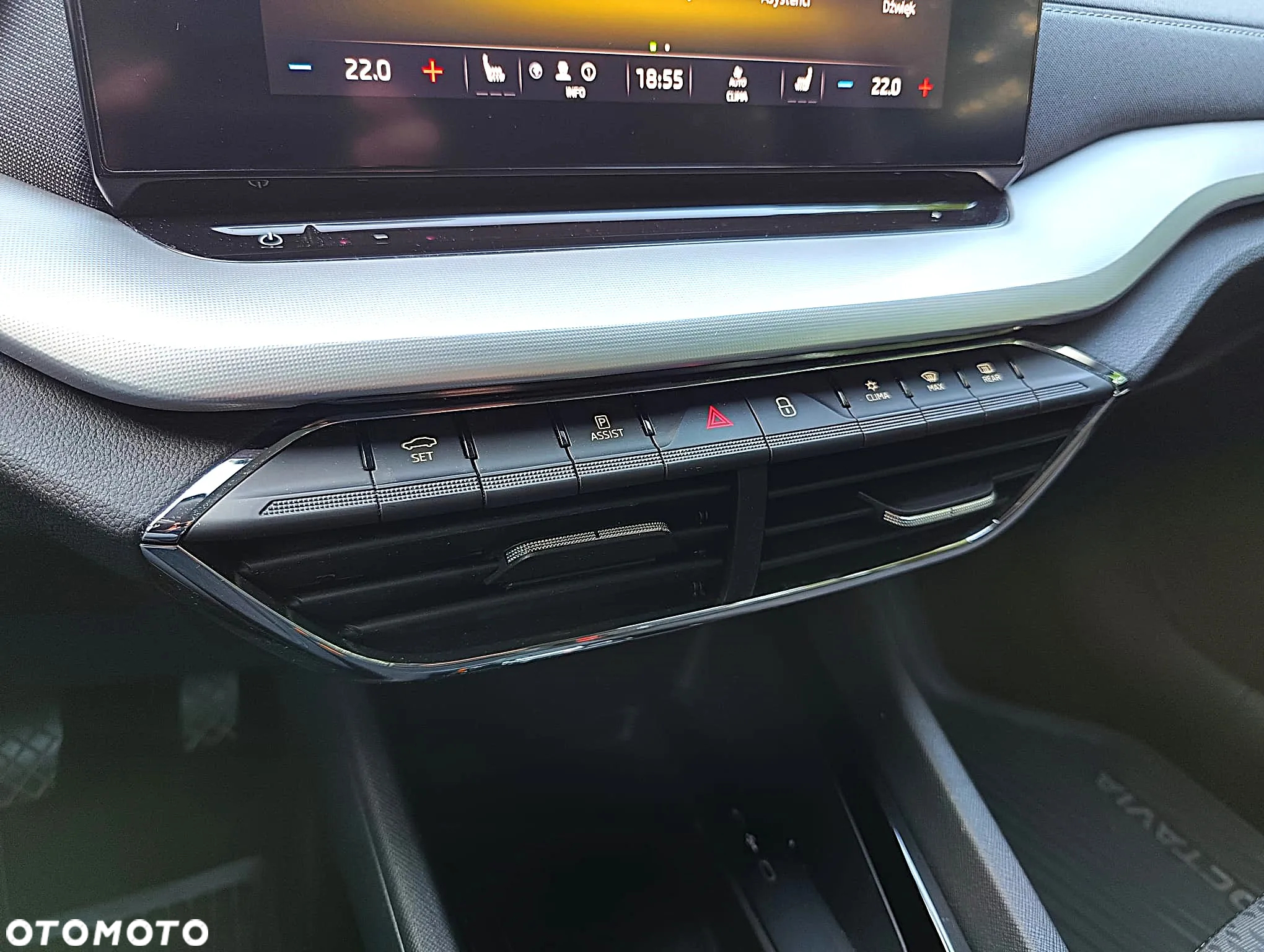Skoda Octavia 2.0 TDI Style DSG - 22