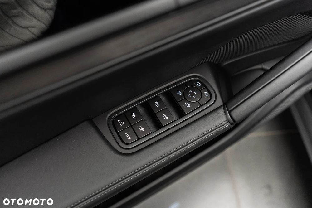 Porsche Cayenne Black Edition - 29