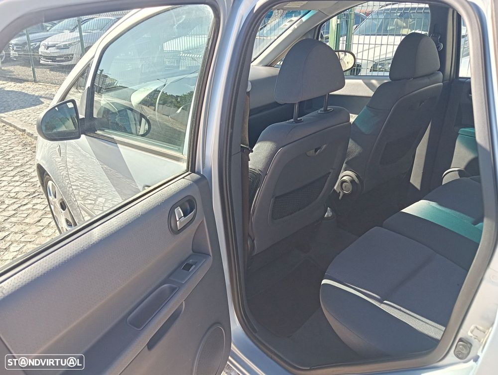 Mitsubishi Colt 1.1 Inform RCD/AC - 12