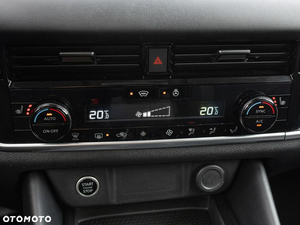 Nissan Qashqai 1.3 DIG-T MHEV N-Connecta Xtronic - 16