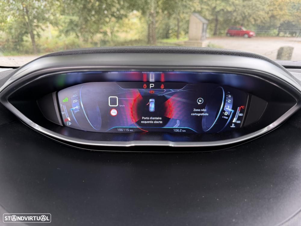 Peugeot 3008 1.6 BlueHDi Allure EAT6 J18 - 20
