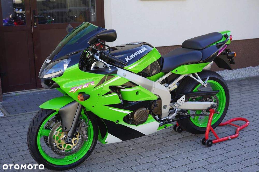 Kawasaki ZX - 21