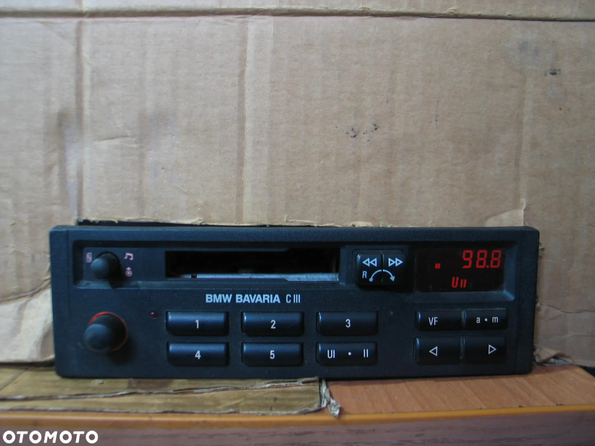 radio radioodtwarzacz BMW bavaria C III E30 E32 E34 zabytek - 4