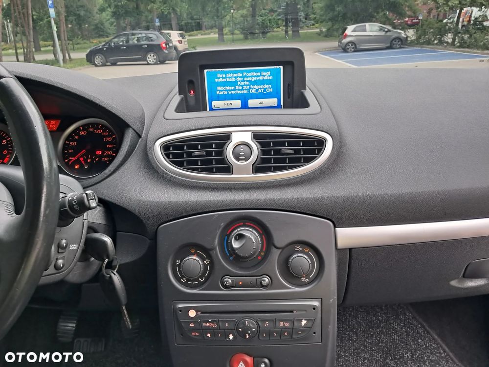 Renault Clio 1.2 TCE Authentique - 15