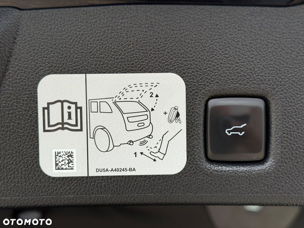 Ford Kuga 2.0 EcoBlue Hybrid ST-LINE X - 17