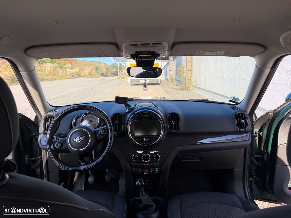 MINI Countryman - 16