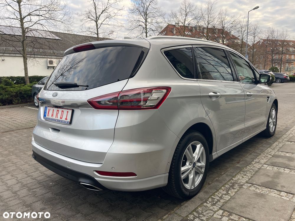 Ford S-Max - 8
