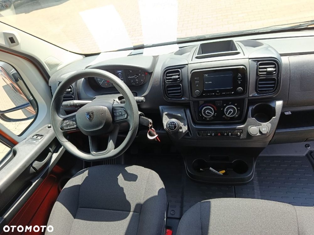 Peugeot Boxer - 12