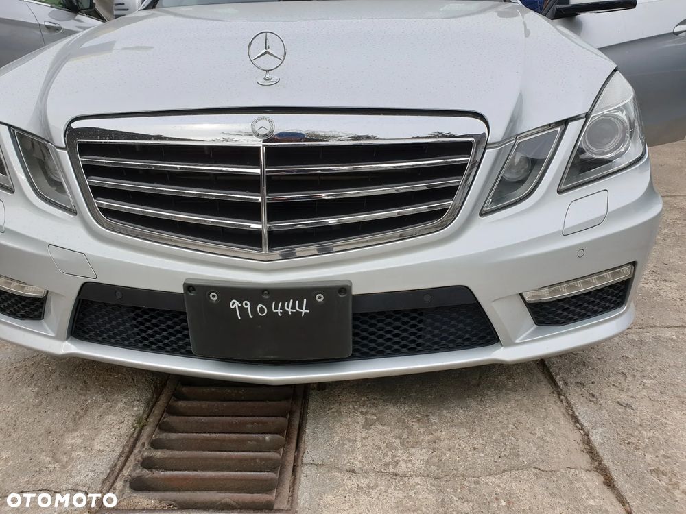 Mercedes-Benz Klasa E 63 AMG AMG Speedshift 7G-MCT - 4