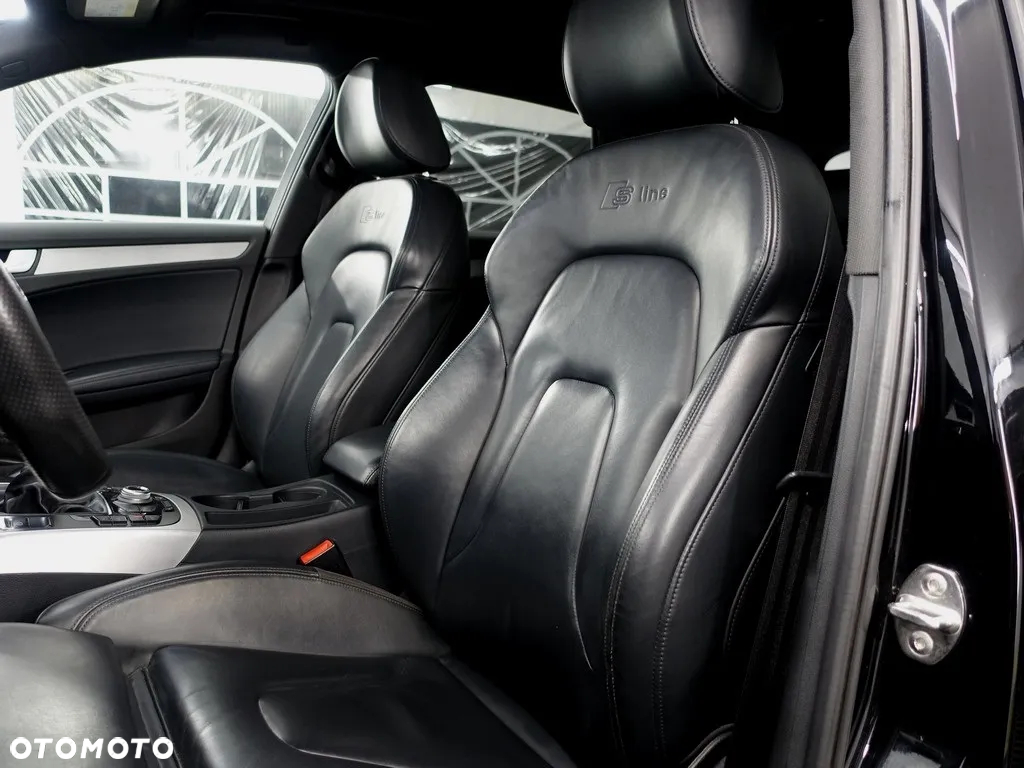 Audi A4 2.0 TDI DPF S line Sportpaket - 18